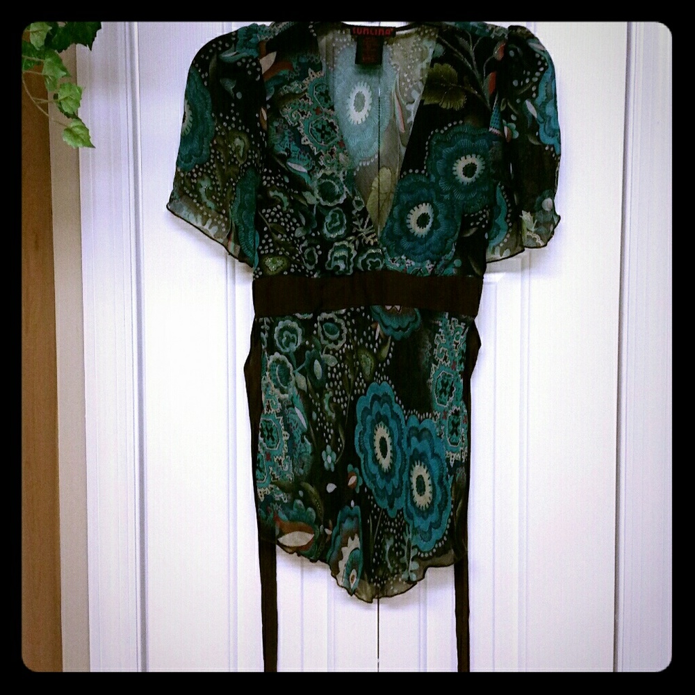 Sunlina Floral Tunic