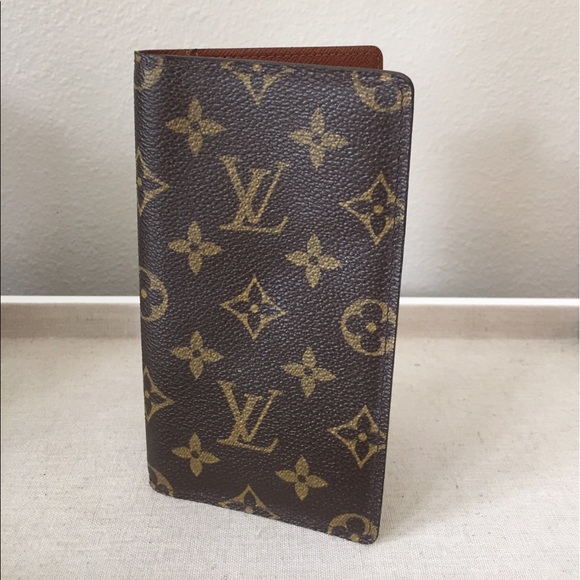 Louis Vuitton Handbags - Louis Vuitton checkbook wallet