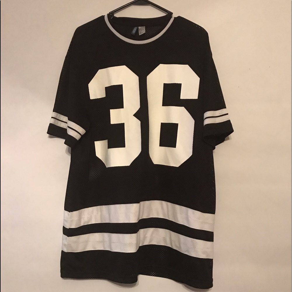 H&M men's black jersey top