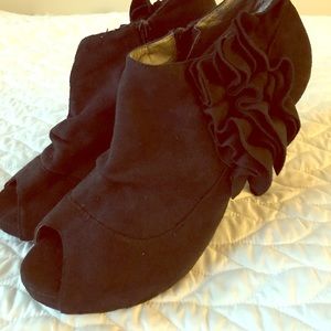 Black bootie size 11