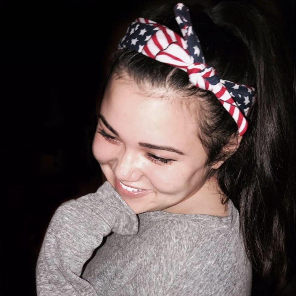 Meet your Posher, Ivana