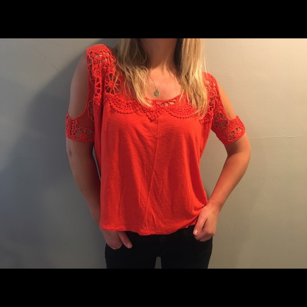 Vibrant peekaboo shoulder top