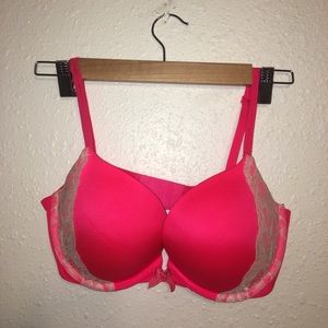 Victoria's Secret Very Sexy Push-Up Bra 32DD