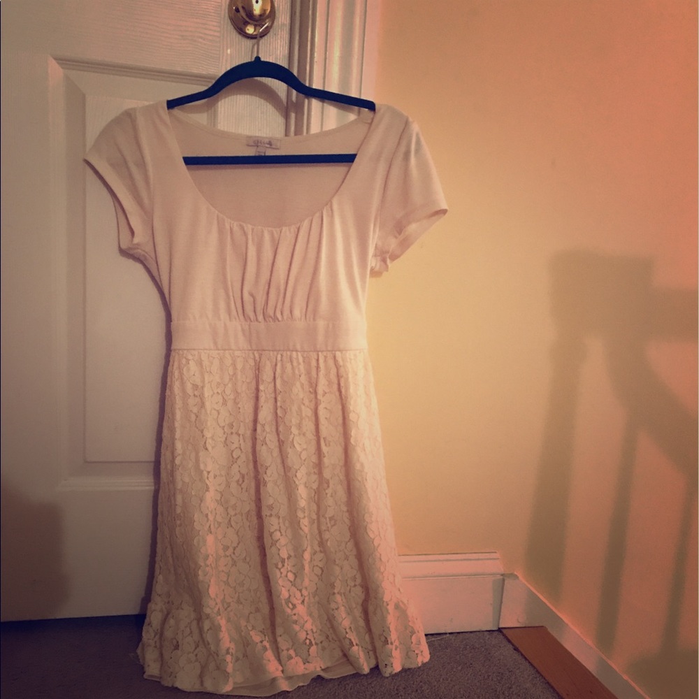 Delia's size medium cream dress; worn once!