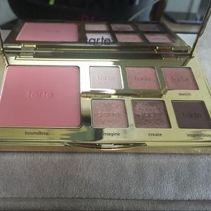 Eye and cheek palette