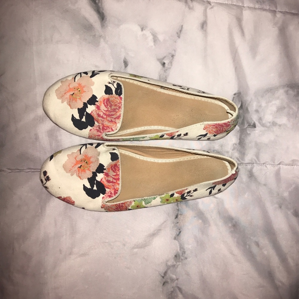 Beautiful floral shoes