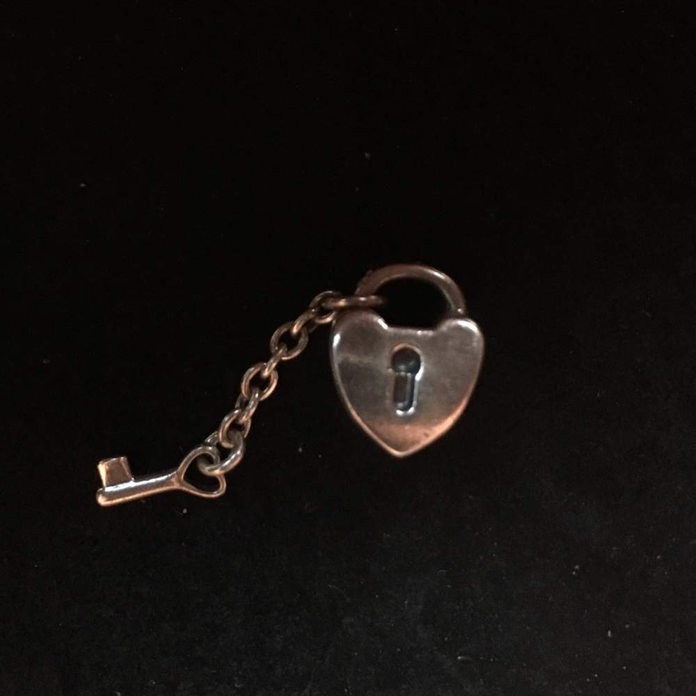 Pandora key to my heart charm