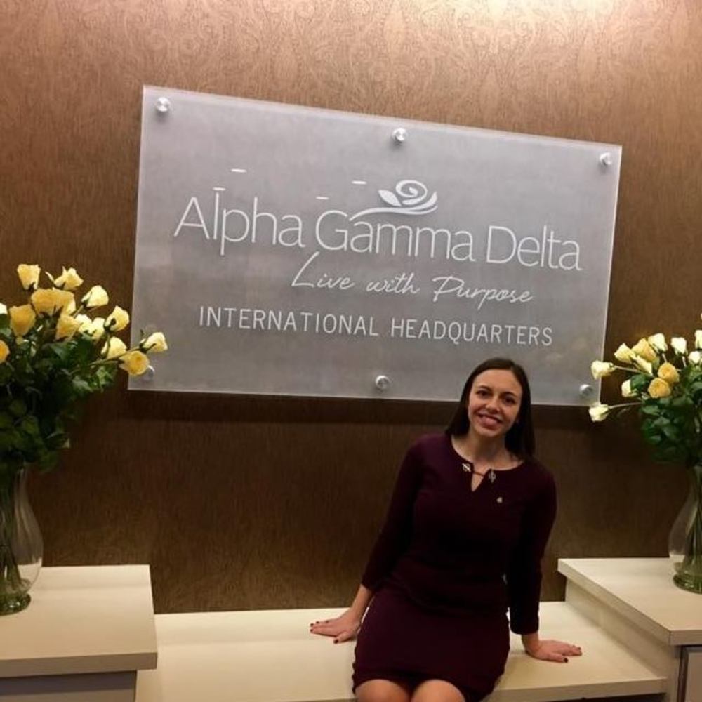 Meet your Posher, Emily