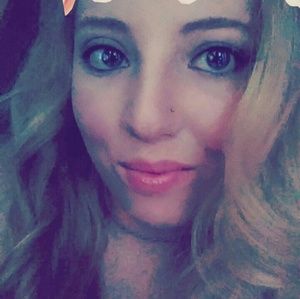 Meet your Posher, Stormy