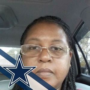 Meet your Posher, Felicia