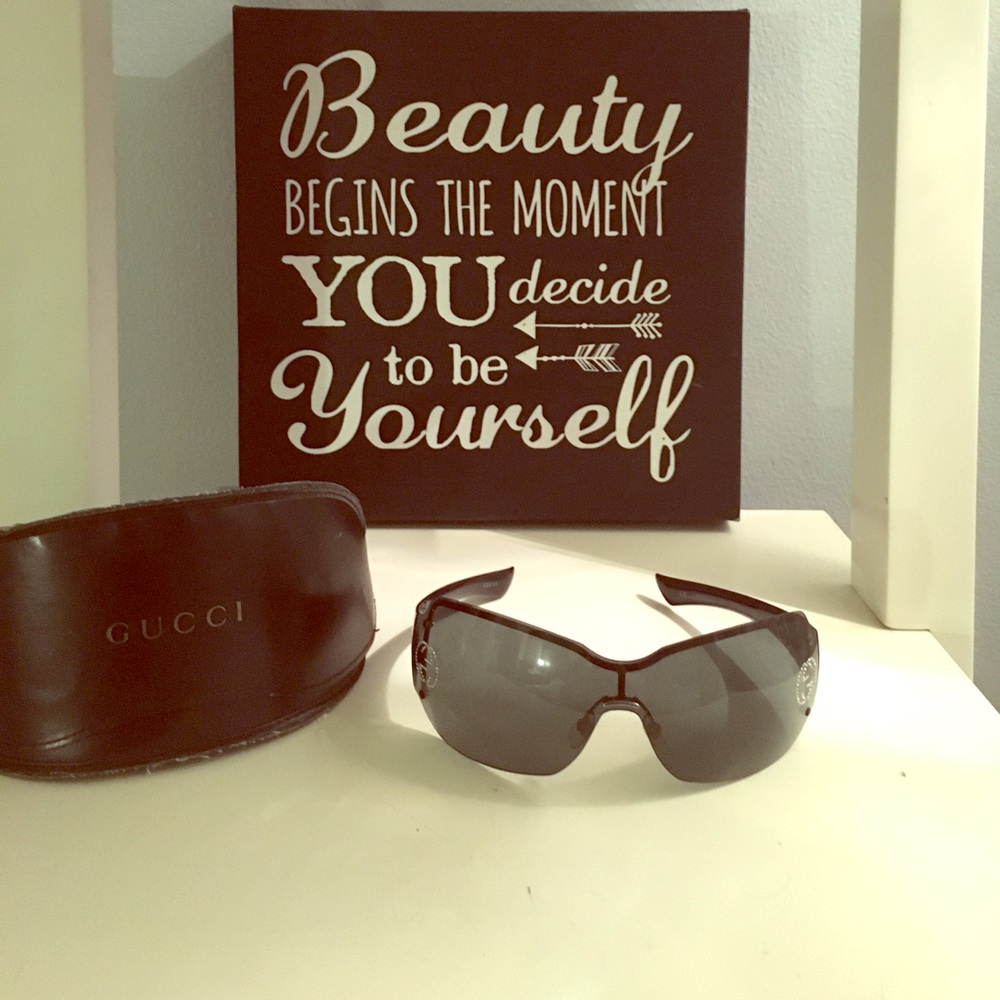 Gucci sunglasses