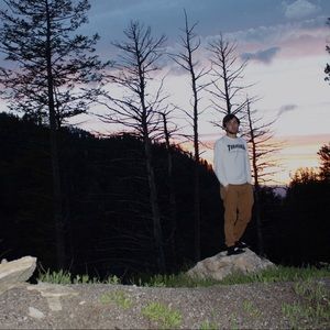 Meet your Posher, Devin