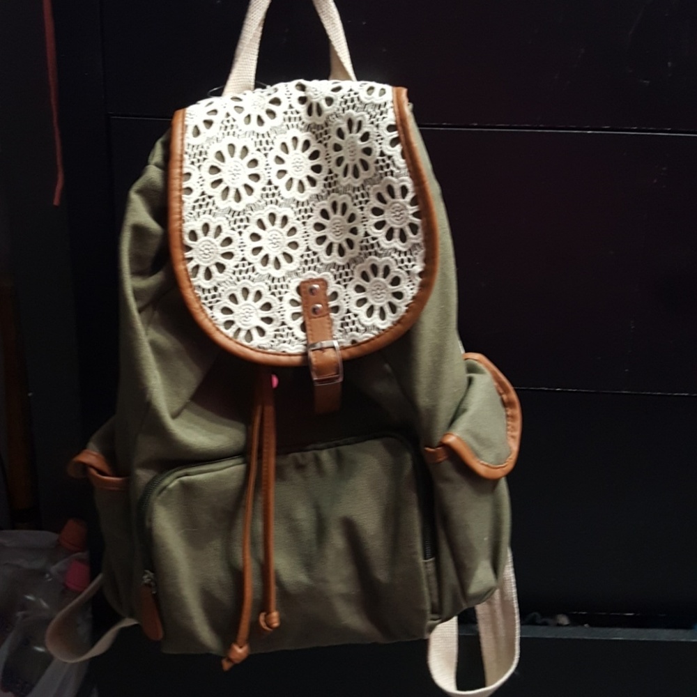 💘Small backpack used once