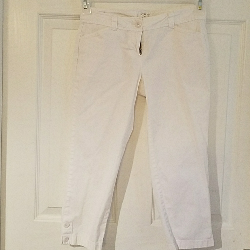 Ann Taylor LOFT Capris- White