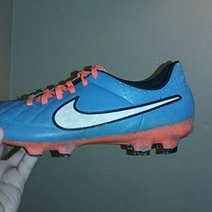 Nike tiempo soccer cleats