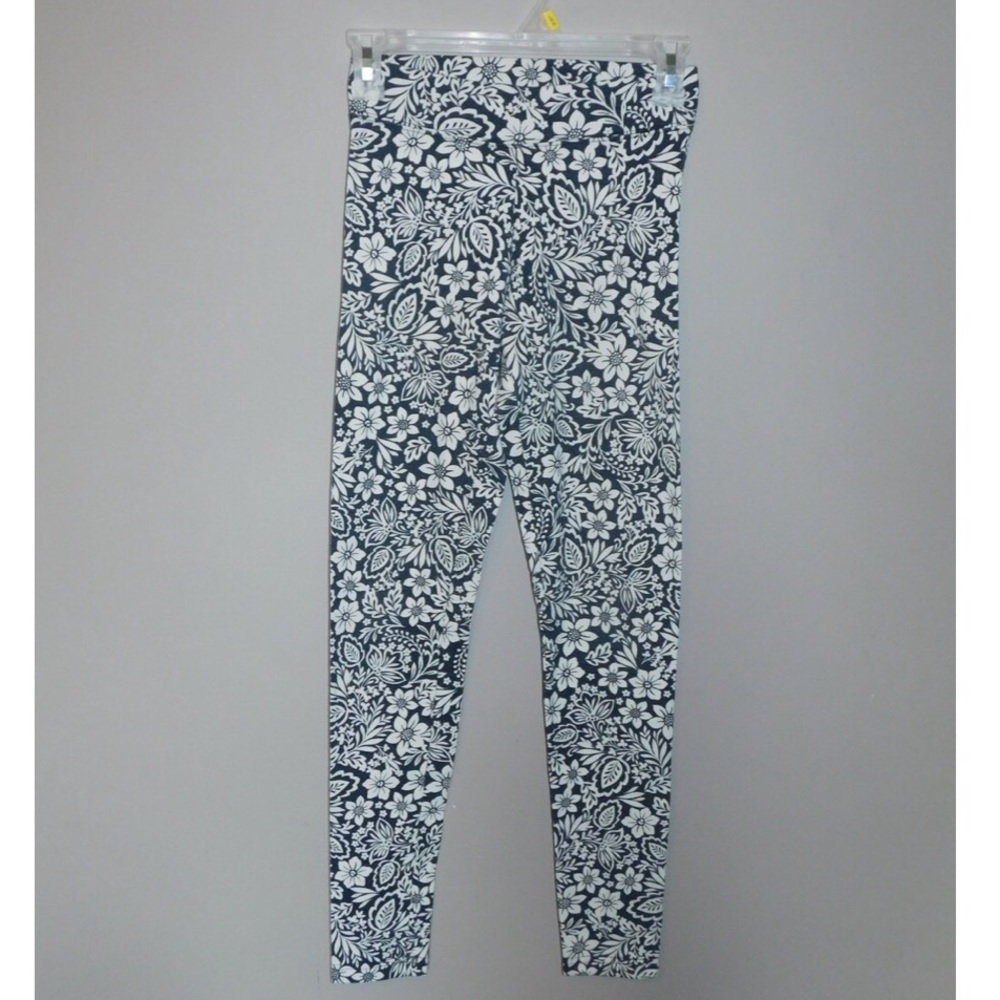Black and White Floral Leggings