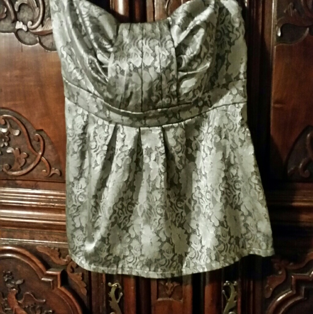 Studio Y Strapless Silver Brocade Top