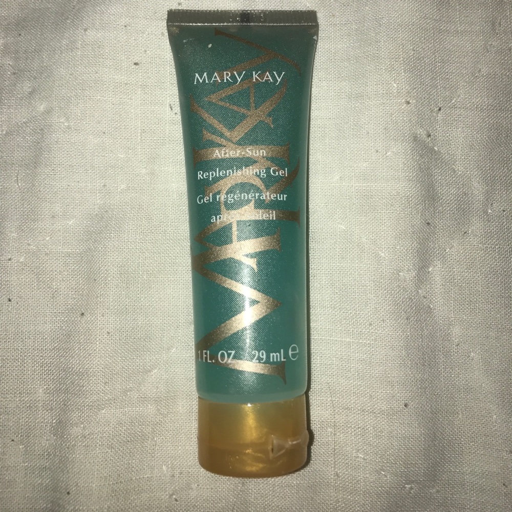 Mary Kay after-sun replenishing gel