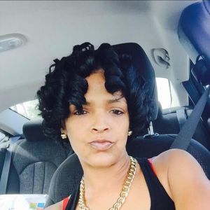 Meet your Posher, Monica