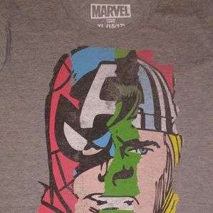 🌸Marvel comics tee shirt🌸