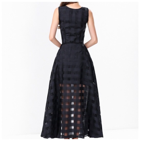 Black Basket Weave Full Swing Skirt Dress - Picture 2 of 6