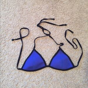 Small Blue Traingl Swimsuit Top