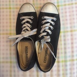 Converse (super) low tops