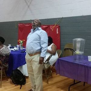 Meet your Posher, Bobby