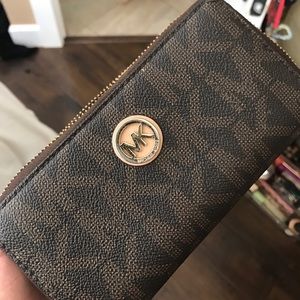 MK wallet