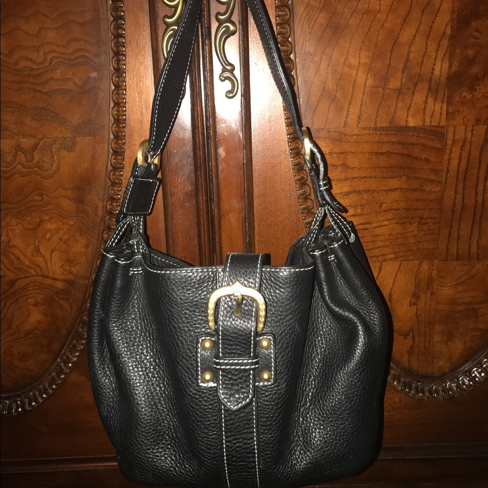 Dooney and Bourne black purse 👛leather