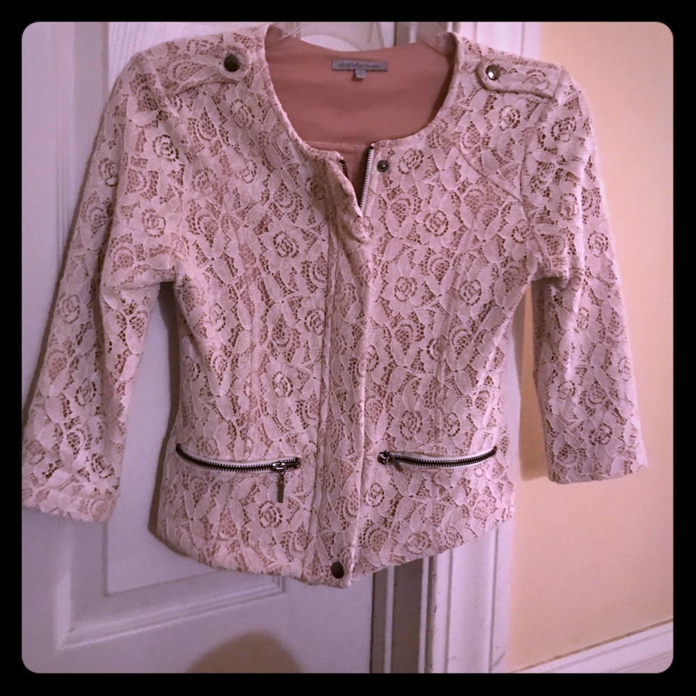 Charlotte Russe white lace blazer, size small!