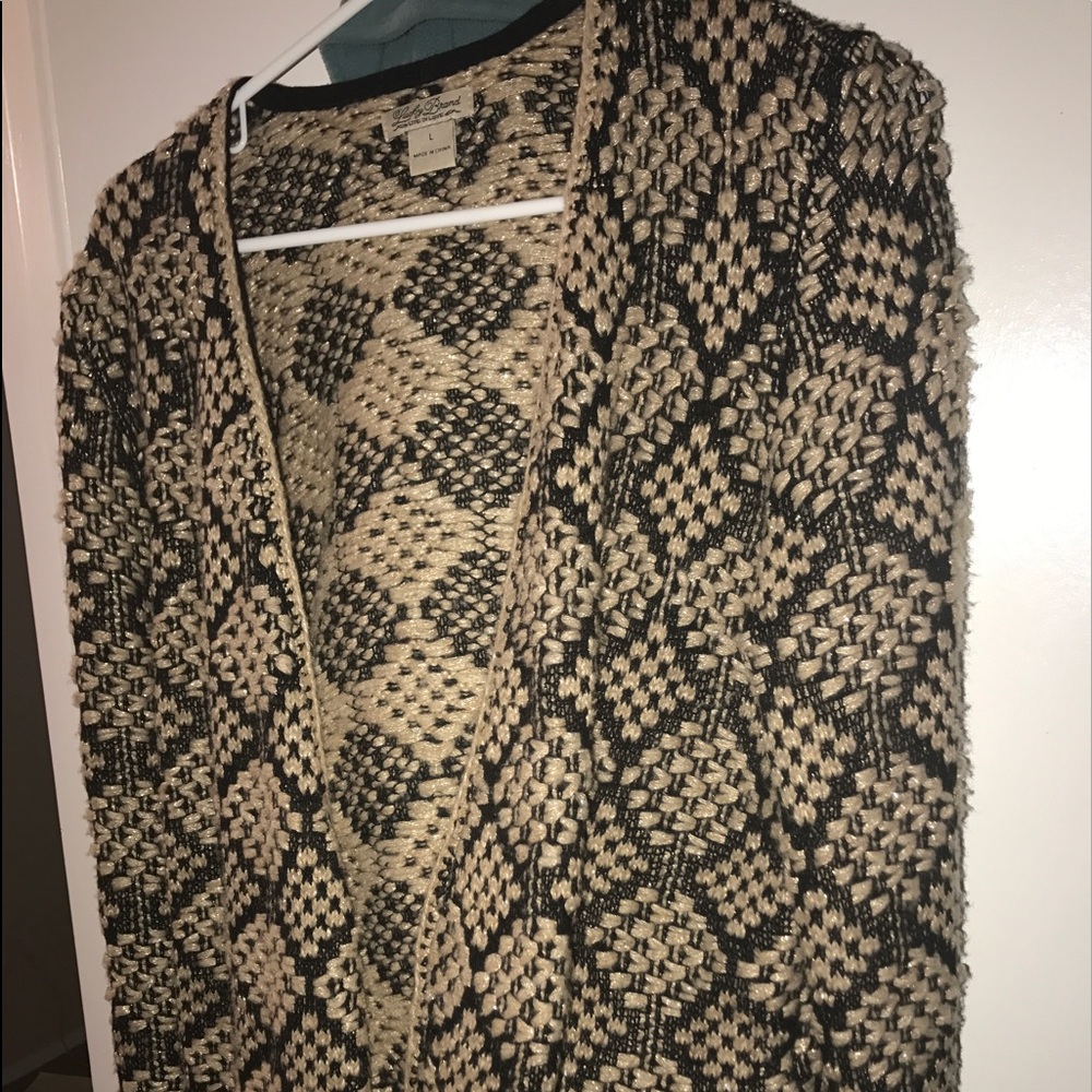 Woman's cardigan