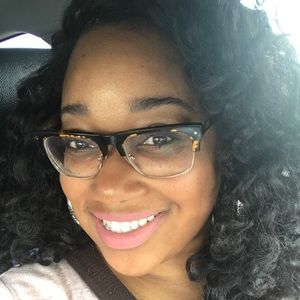 Meet your Posher, Tashani