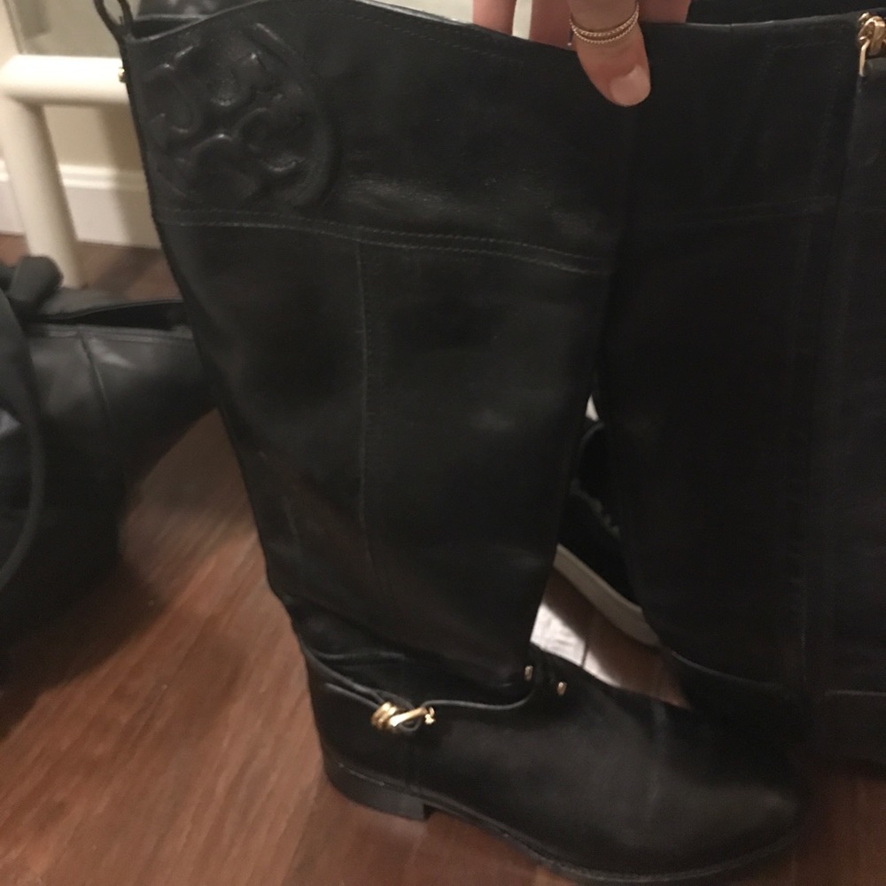 Tory burch black boots