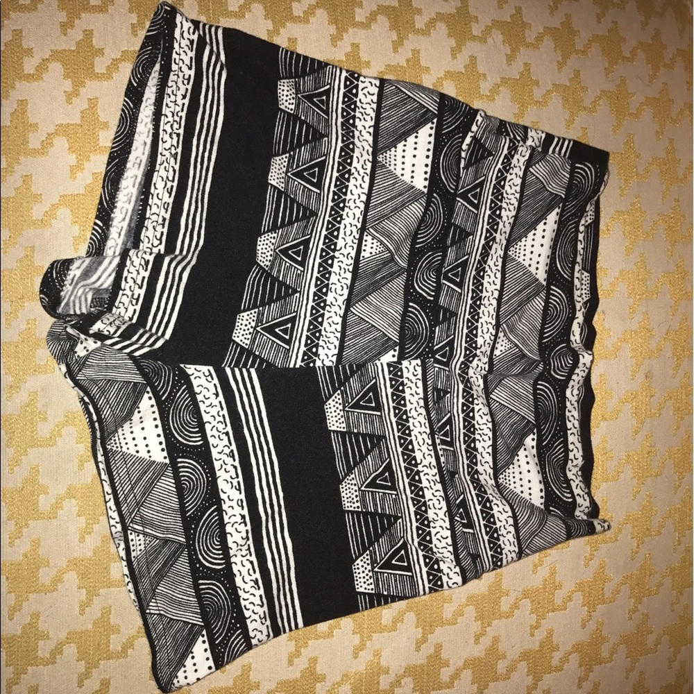 AZTEC print high waisted shorts