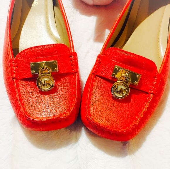 {6,7} Michael Kors 🍊 Leather Loafers - Picture 2 of 4