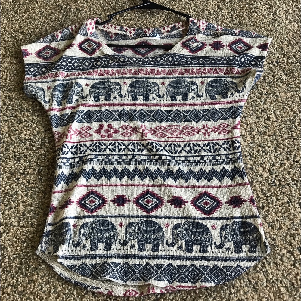 American Eagle top