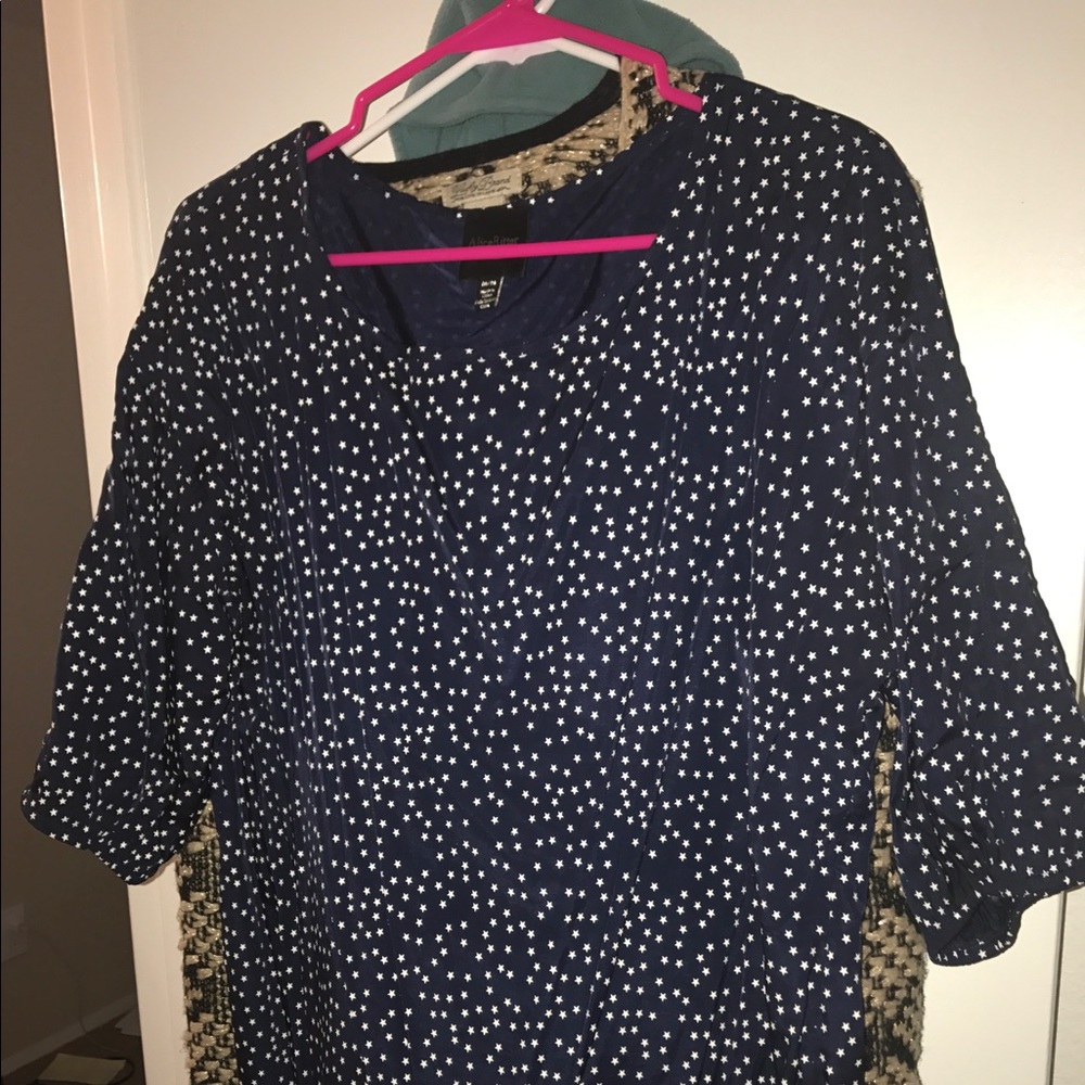 Star spotted 1/2-3/4 sleeve women's shirt
