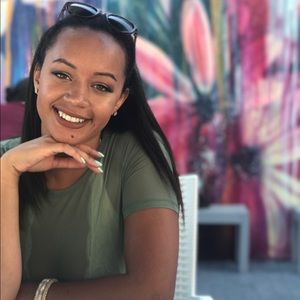 Meet your Posher, Shayla