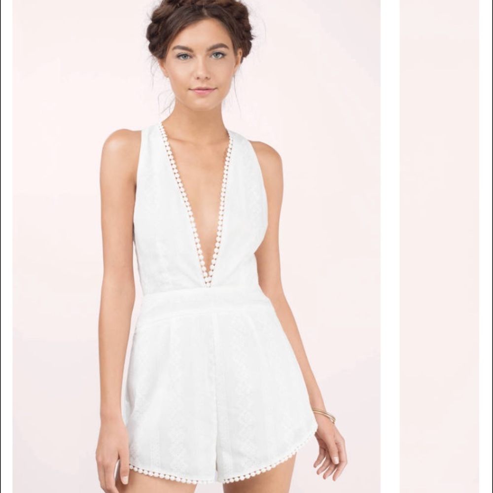 IVORY PRINTED ROMPER