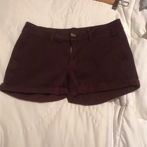 AMERICAN EAGLE maroon super stretch shorts size 2