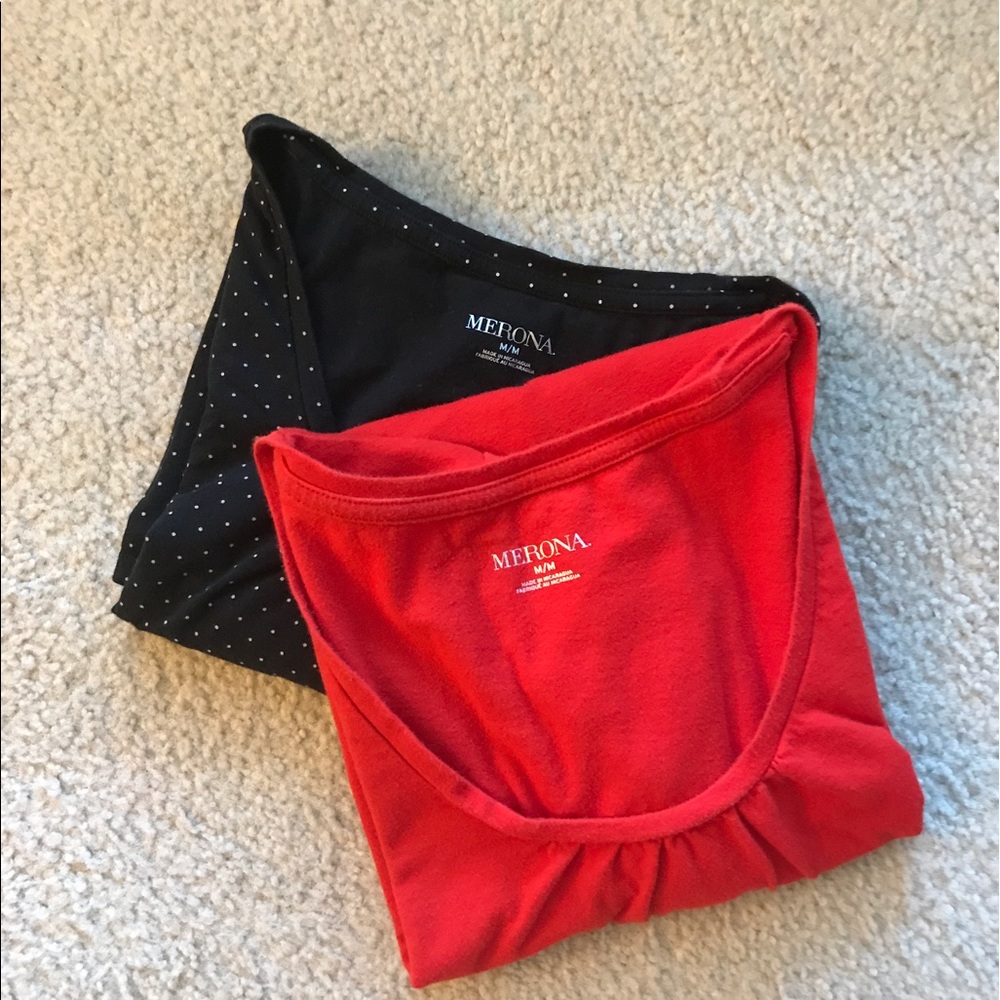 Bundle - 2 scoop neck tees. Size Medium.