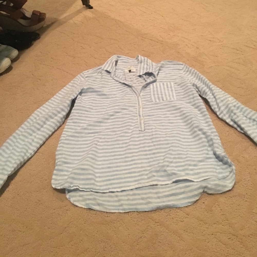 LOFT linen blue stripe half button up