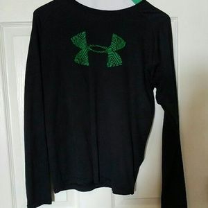Youth large Under Armour long sleeve