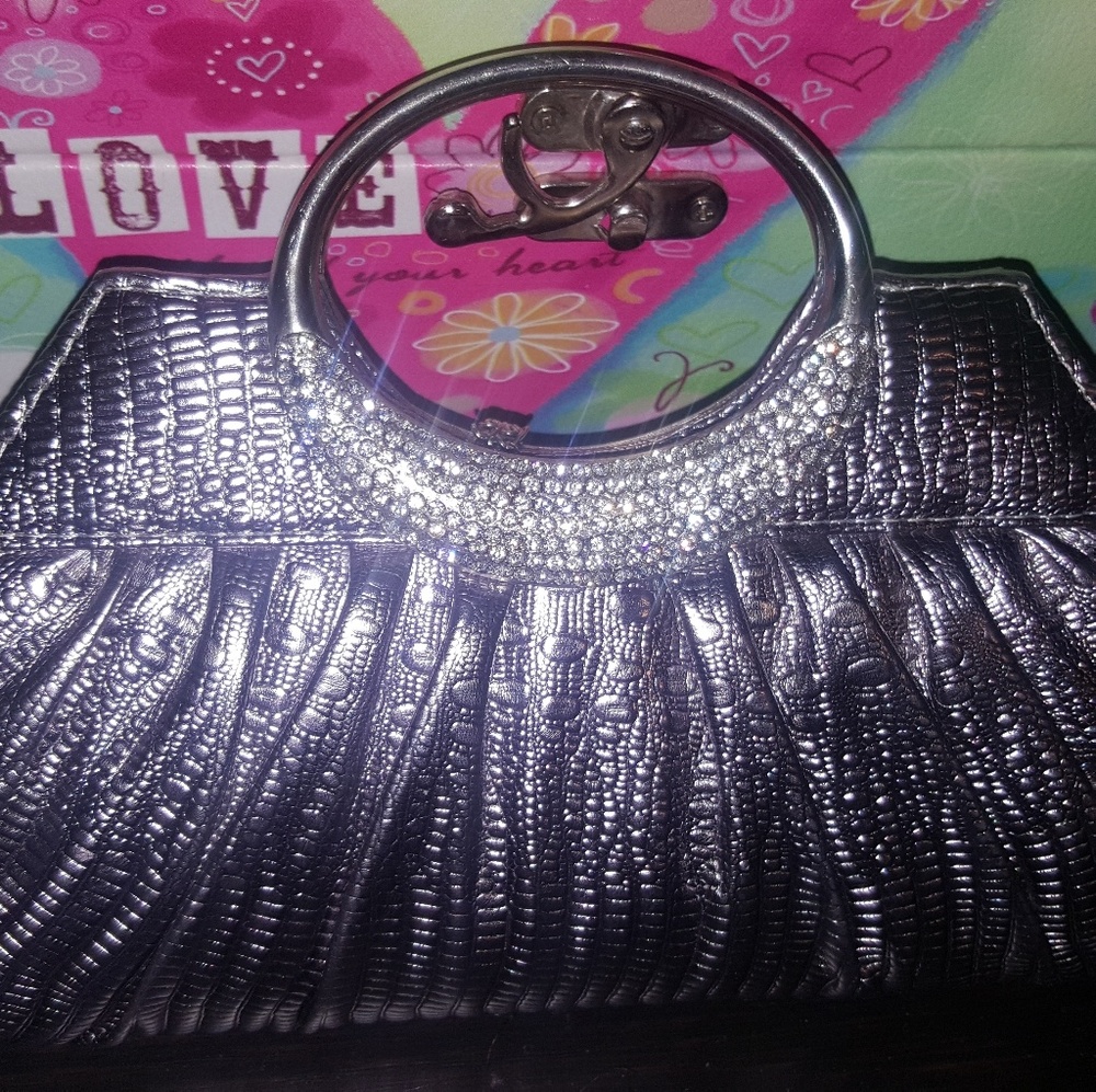 Very cute grey purse