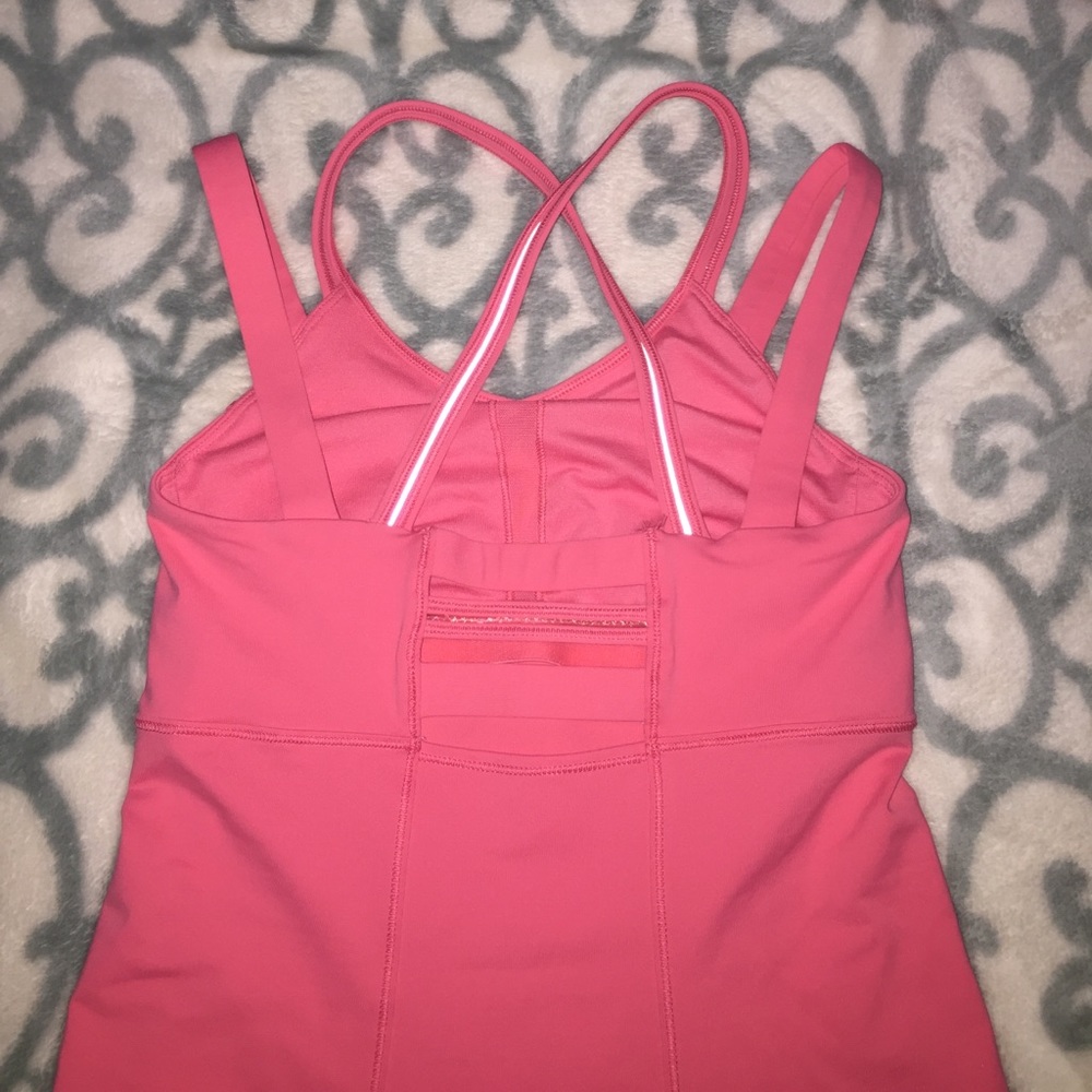 LuLulemon Tank - Picture 2 of 3
