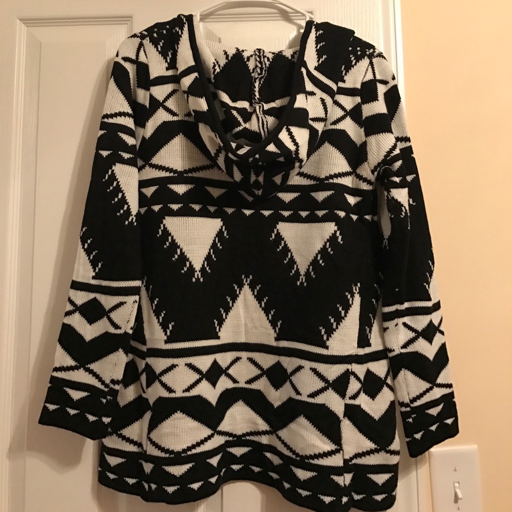 Event Hooded Cardigan/Jacket - Picture 2 of 3