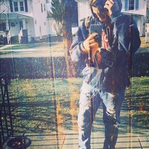 Meet your Posher, Sam