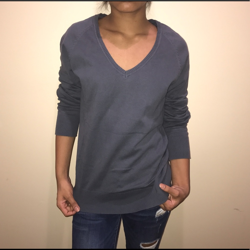 GAP pullover v-neck sweater