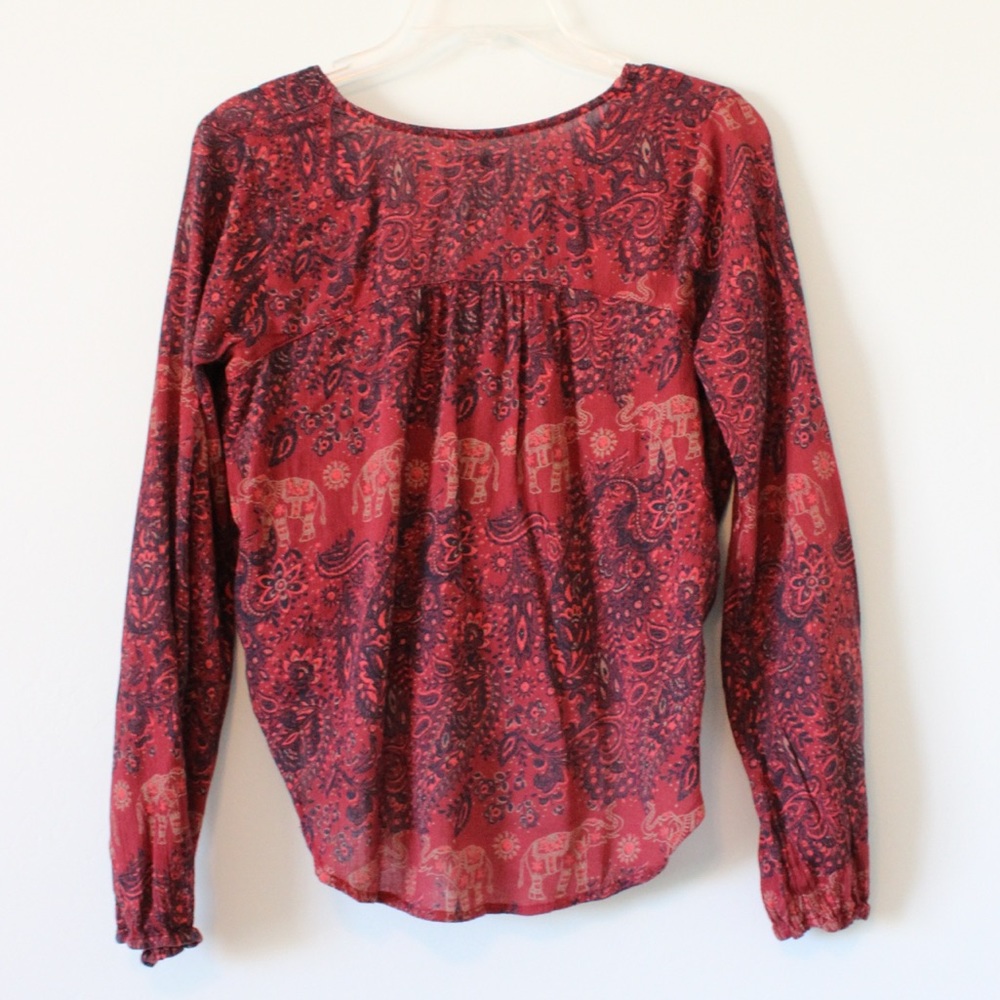 ::HOLLISTER:: HIGH-LOW LONG SLEEVE TOP - Picture 2 of 2